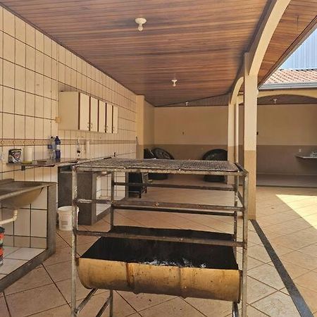 Clube "Casa Da Rua 3" Villa Pôrto Velho Eksteriør billede
